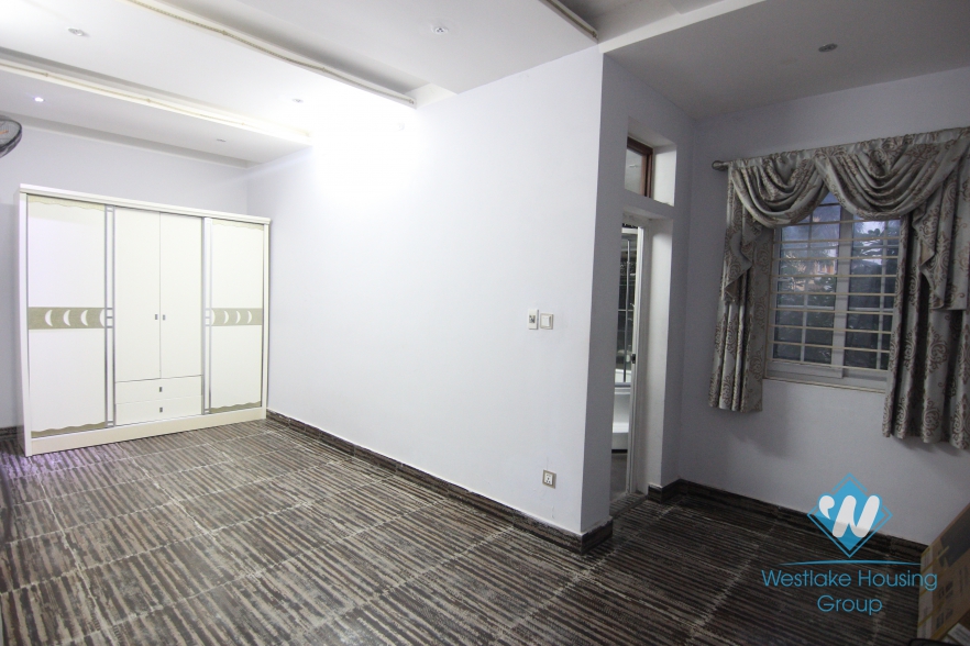 House for rent with business premises in Tay Ho, Ha Noi